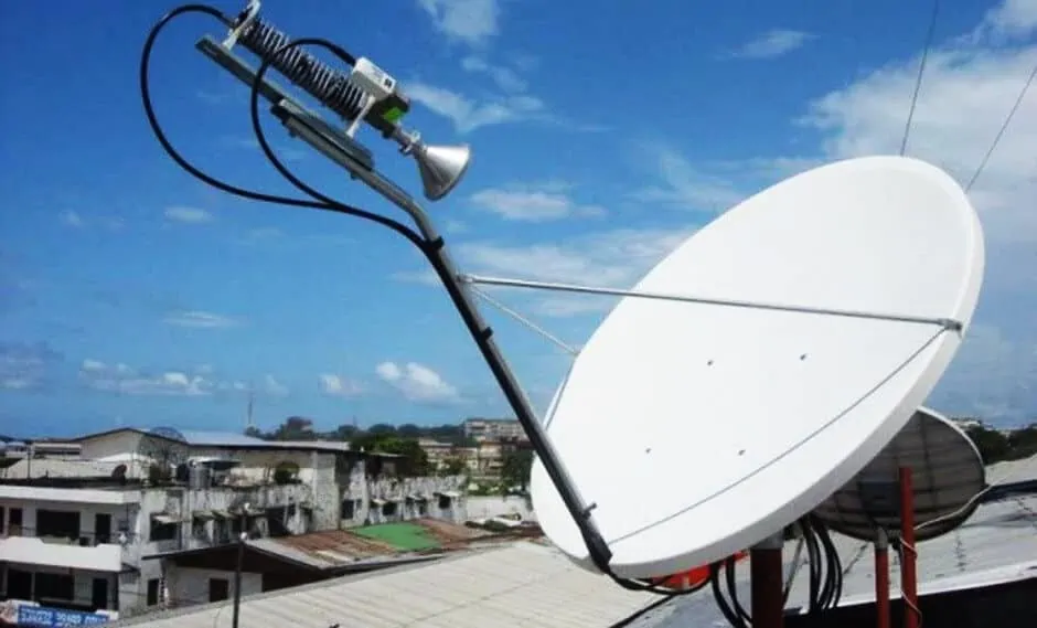 INTERNET SATELITAL PUEDE CERRAR BRECHA DIGITAL