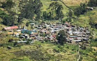 Internet satelital para turismo rural: cómo ofrecer WiFi en hospedajes alejados